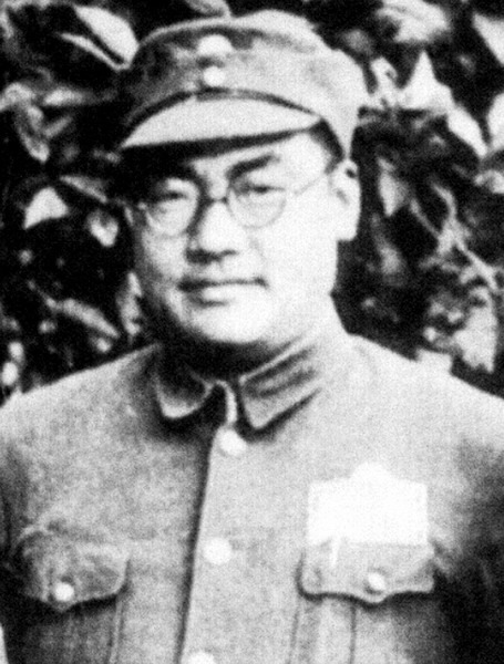 開國(guó)上將李濤:曾帶領(lǐng)南岳游干班中共代表團(tuán)學(xué)員在逆境中求學(xué)